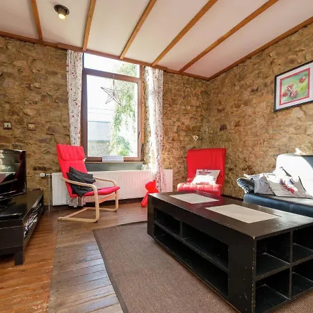Nice Holiday Situated In The Heart Of The Ardennes Casa de Férias
