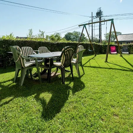 Casa de Férias Nice Holiday Situated In The Heart Of The Ardennes